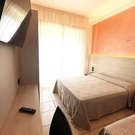 Hotel Everest 3*