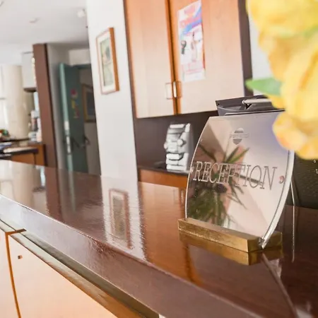 Everest Hotel Cervia