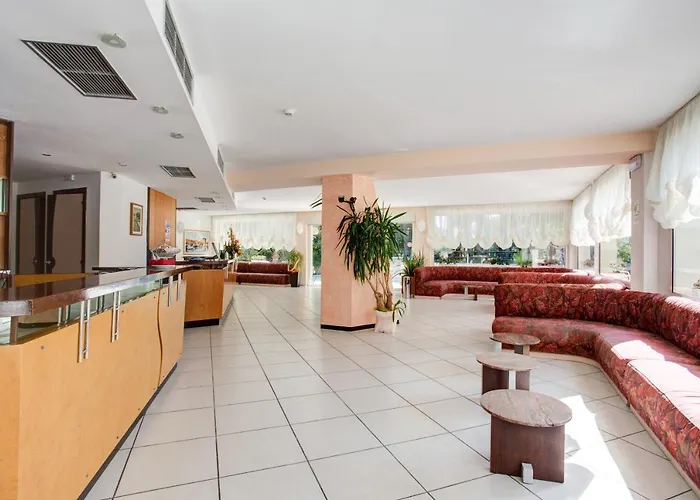 Everest Hotel Cervia